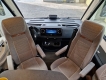 Carthago-C2-Tourer-I-Mercedes-145-RB-LE-2-camper-sedili-anteriori.jpg