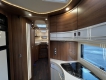 Carthago-Chic-E-Line-I-61-XL-LE-Mercedes-cucina-Corian.JPG