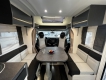 Chausson-777-GA-Titanium-camper-tavolo.JPG