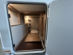 Knaus-Van-Ti-650-MEG-Vansation-camper-garage.JPG