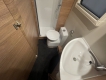 Weinsberg--Carasuite-650-MF-Edition-Italia-camper-bagno.JPG
