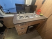 Weinsberg-630-MEG-Outlaw-camper-van-cucina.JPG