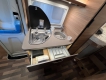 Weinsberg-Caracompact-600-MEG-Edition-Pepper-camper-profilato-cucina.JPG