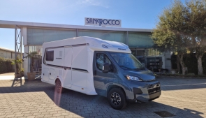  Semintegrale Weinsberg CaraSuite 650 MF in pronta consegna