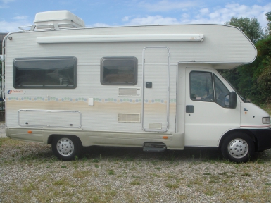  CARAVAN INTERNATIONAL CARIOCA 10  camper occasione venduto