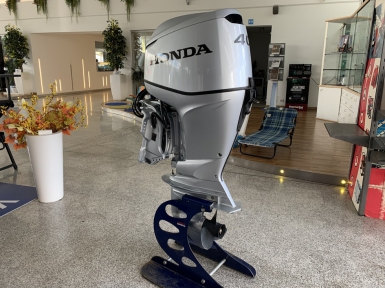  Motore Fuoribordo usato Honda Marine 40 E venduto