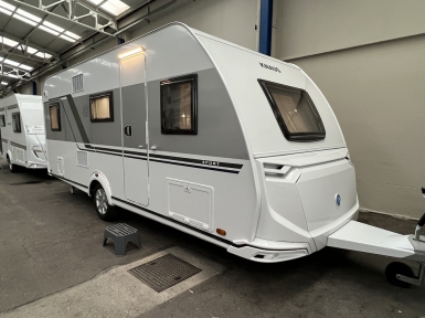  Knaus Sport 500 KD caravan KM 0 in offerta € 26.390,00