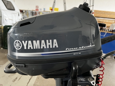  Motore fuoribordo usato Yamaha 5 hp opzionato